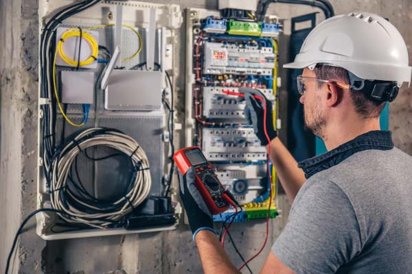 Commercial Electrician Commercial Electrician
